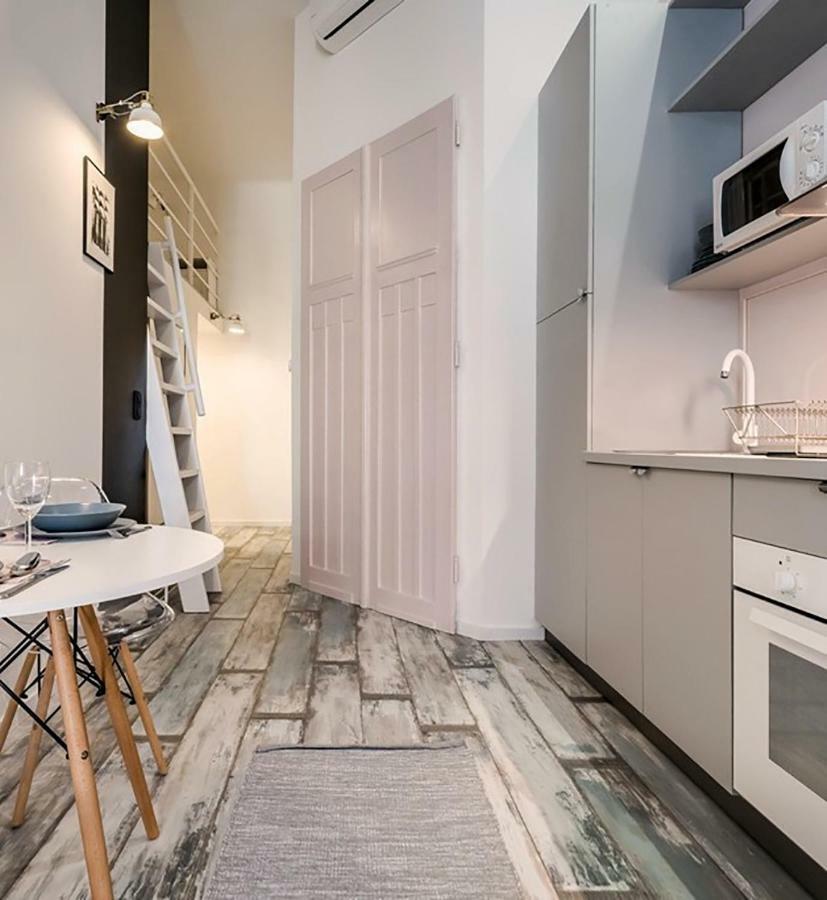 The Grey - Studio Apartment With Sleeping Loft In The Center Of Budapeşte Dış mekan fotoğraf